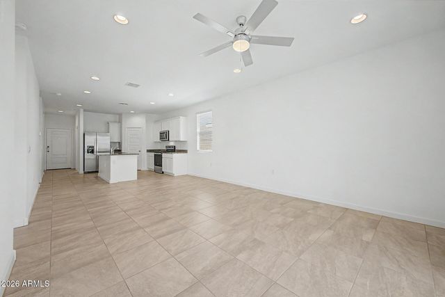 1816 W SOMBRA Avenue, Apache Junction, AZ 85120