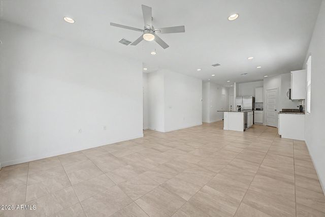 1816 W SOMBRA Avenue, Apache Junction, AZ 85120
