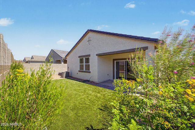 1816 W SOMBRA Avenue, Apache Junction, AZ 85120