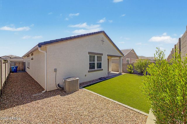 1816 W SOMBRA Avenue, Apache Junction, AZ 85120