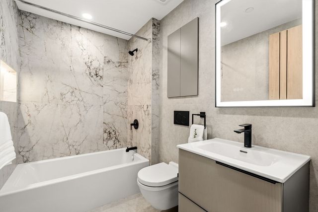 388 Washington Street 303, Quincy, MA 02169