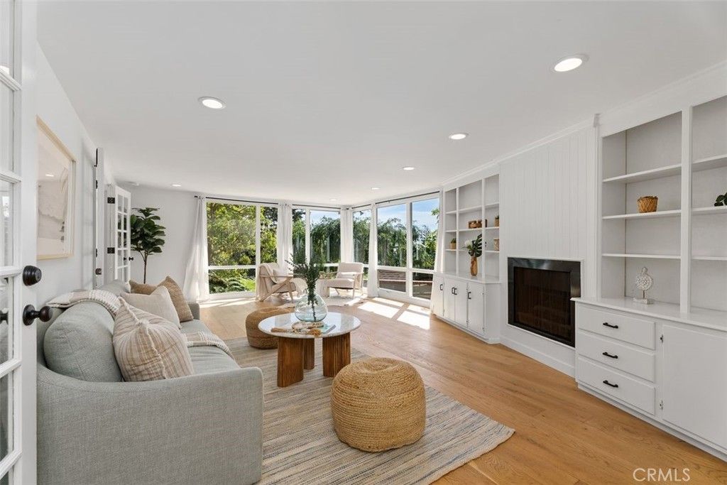 Image 20 of property listing at 590 Diamond Street, Laguna Beach, CA 92651