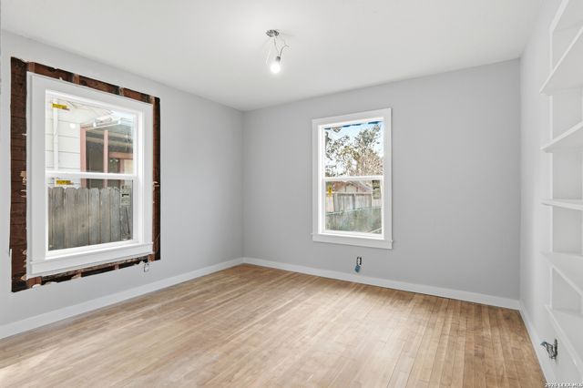 530 Mount Vernon Ct, San Antonio, TX 78223