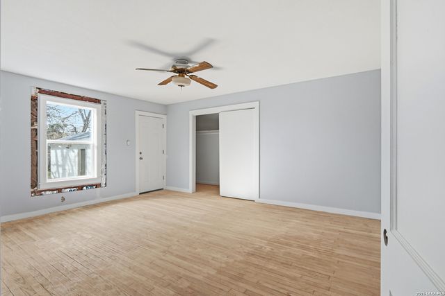 530 Mount Vernon Ct, San Antonio, TX 78223