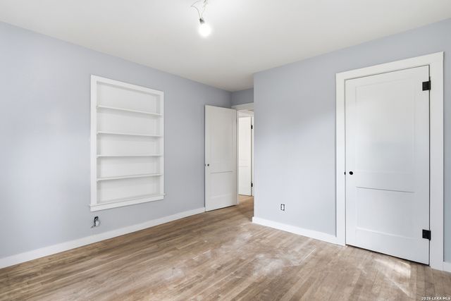 530 Mount Vernon Ct, San Antonio, TX 78223