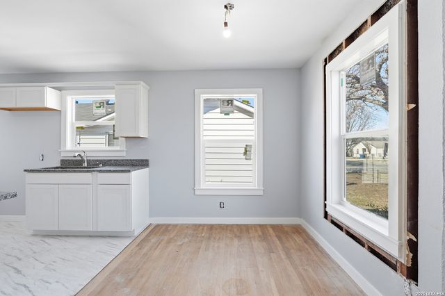 530 Mount Vernon Ct, San Antonio, TX 78223