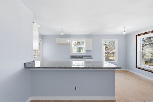 530 Mount Vernon Ct, San Antonio, TX 78223