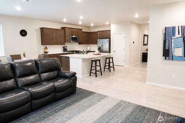8221 285th Place NW, Stanwood, WA 98292
