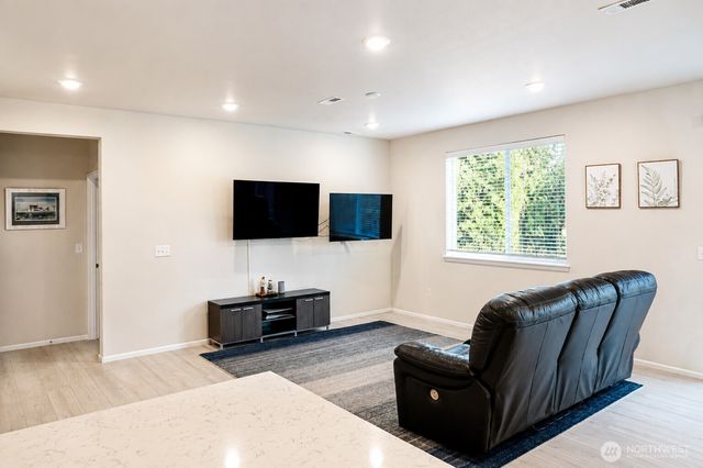 8221 285th Place NW, Stanwood, WA 98292