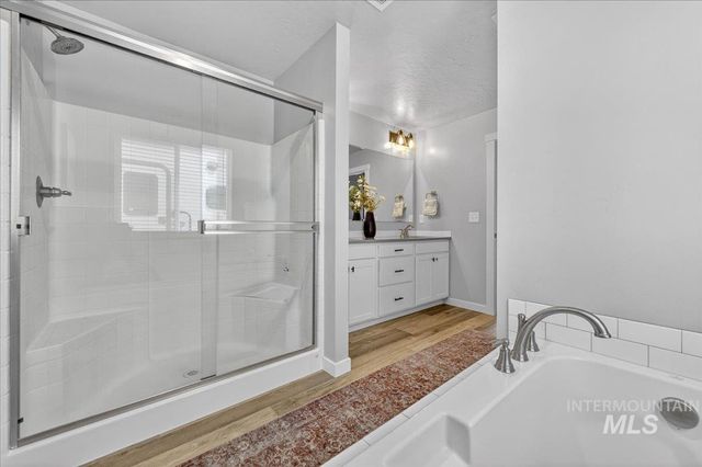 5167 E Sylvan Hart Dr., Nampa, ID 83687