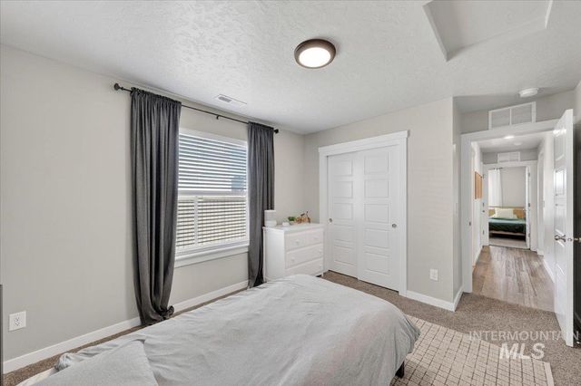 5167 E Sylvan Hart Dr., Nampa, ID 83687