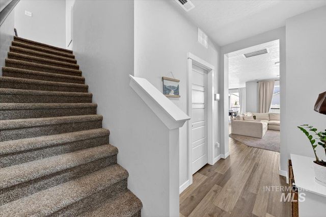 5167 E Sylvan Hart Dr., Nampa, ID 83687