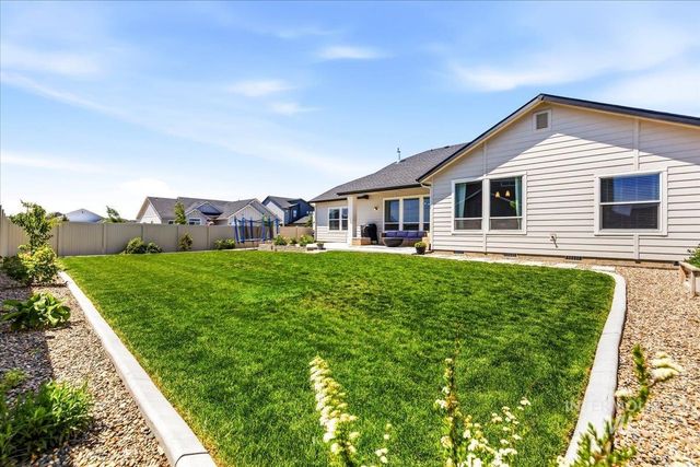 5167 E Sylvan Hart Dr., Nampa, ID 83687