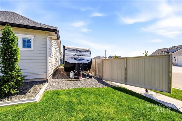 5167 E Sylvan Hart Dr., Nampa, ID 83687