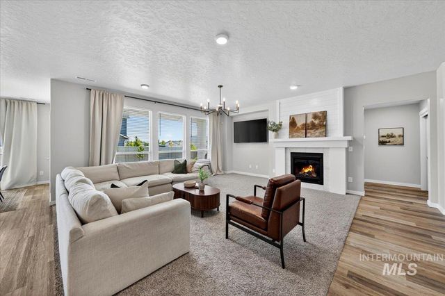 5167 E Sylvan Hart Dr., Nampa, ID 83687