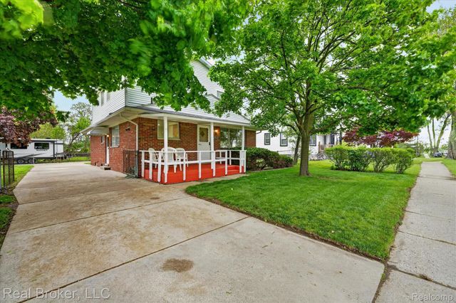 29630 Joy Road, Livonia, MI 48150