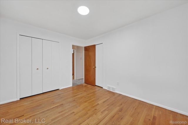29630 Joy Road, Livonia, MI 48150