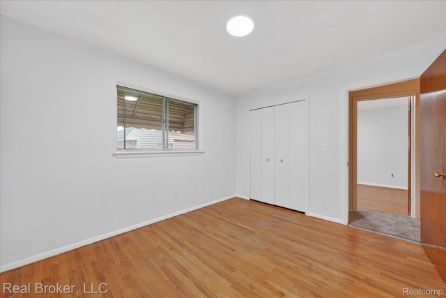 29630 Joy Road, Livonia, MI 48150