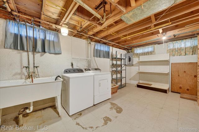 29630 Joy Road, Livonia, MI 48150