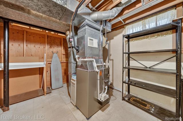 29630 Joy Road, Livonia, MI 48150