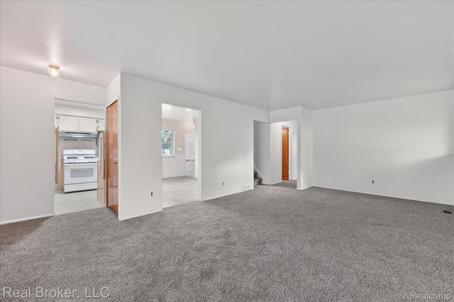 29630 Joy Road, Livonia, MI 48150
