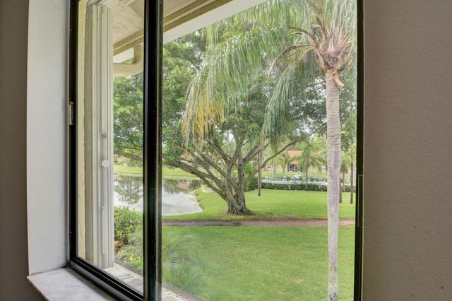 1105 Maplewood Drive, Greenacres, FL 33415