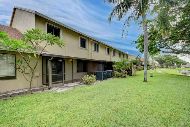 1105 Maplewood Drive, Greenacres, FL 33415