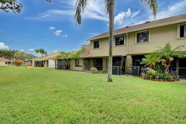 1105 Maplewood Drive, Greenacres, FL 33415