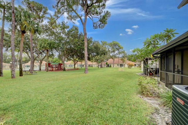 1105 Maplewood Drive, Greenacres, FL 33415