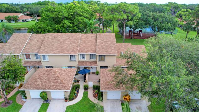 1105 Maplewood Drive, Greenacres, FL 33415