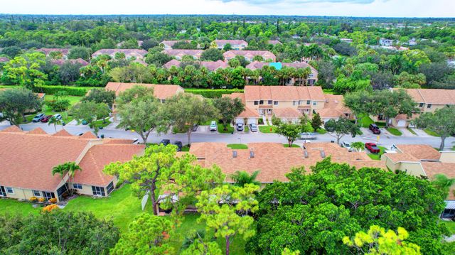 1105 Maplewood Drive, Greenacres, FL 33415