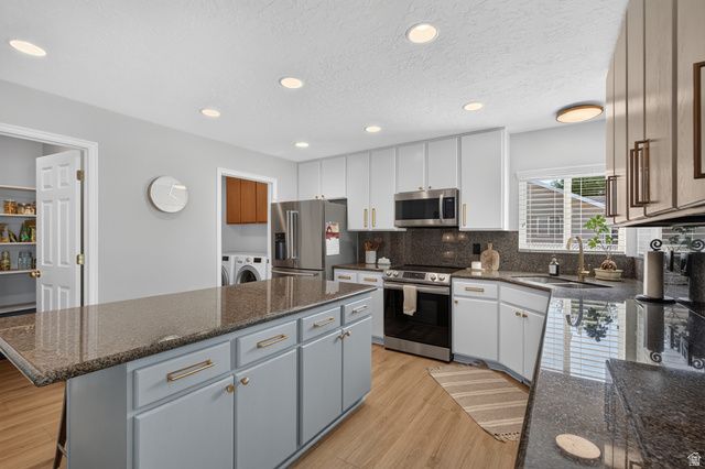 3016 W 9330 S, West Jordan, UT 84088