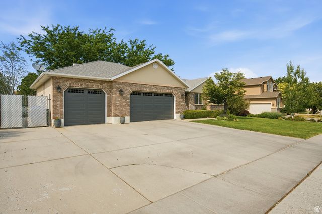 3016 W 9330 S, West Jordan, UT 84088