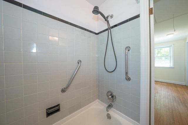 674 N BISHOP AVE, Springfield, PA 19064