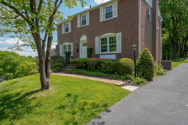 674 N BISHOP AVE, Springfield, PA 19064