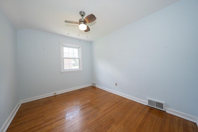 674 N BISHOP AVE, Springfield, PA 19064