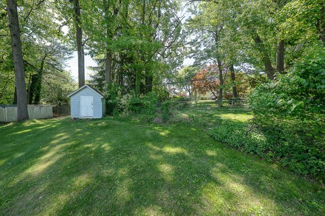 674 N BISHOP AVE, Springfield, PA 19064