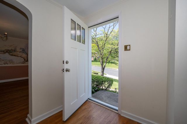 674 N BISHOP AVE, Springfield, PA 19064