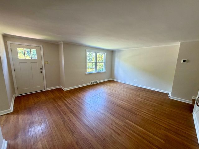 674 N BISHOP AVE, Springfield, PA 19064