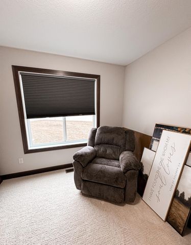 1707 17th Street NW, Willmar, MN 56201