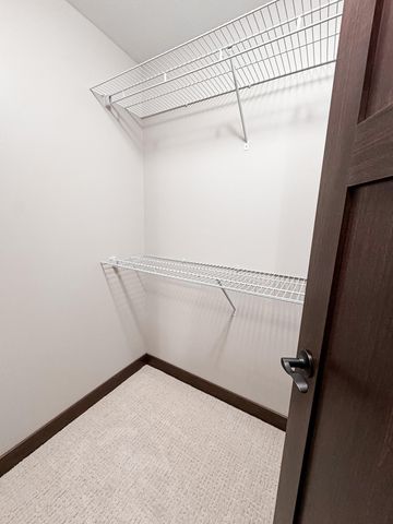 1707 17th Street NW, Willmar, MN 56201