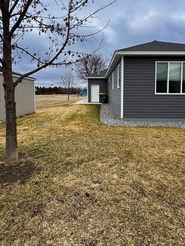 1707 17th Street NW, Willmar, MN 56201