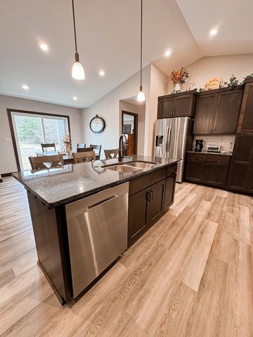 1707 17th Street NW, Willmar, MN 56201