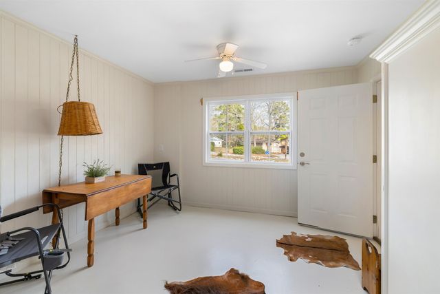 2475 Clubhouse Rd., Summerton, SC 29148