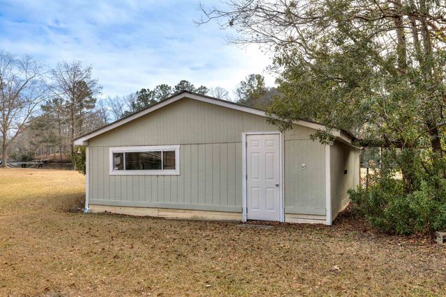 2475 Clubhouse Rd., Summerton, SC 29148
