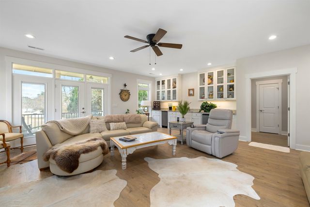 2475 Clubhouse Rd., Summerton, SC 29148