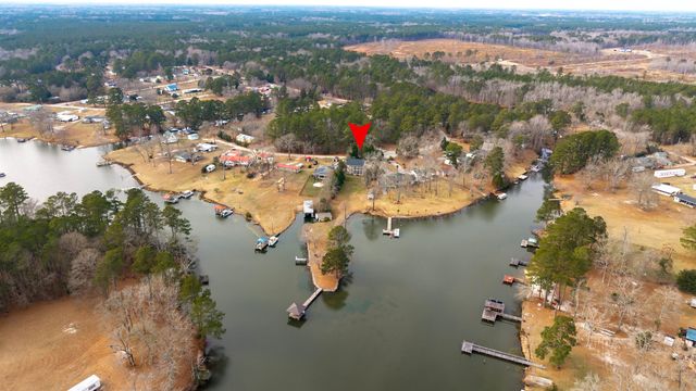 2475 Clubhouse Rd., Summerton, SC 29148