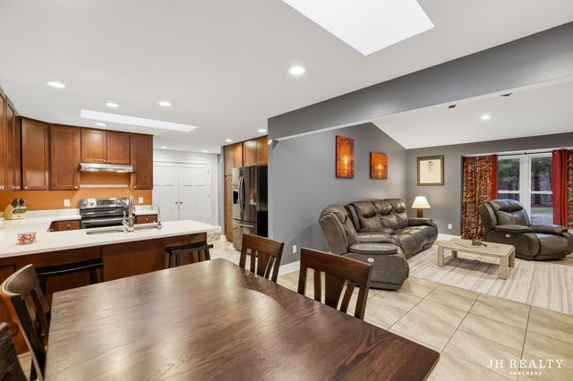 5803 84th Street Se, Caledonia Twp, MI 49316