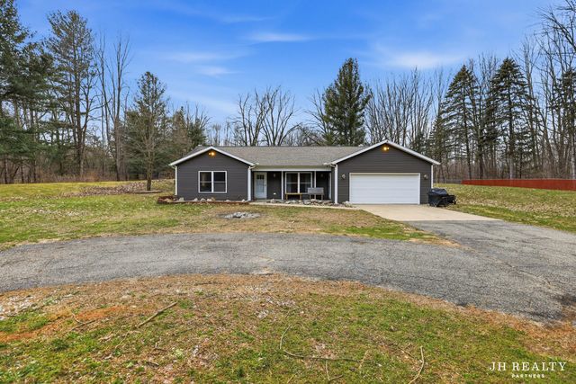 5803 84th Street Se, Caledonia Twp, MI 49316