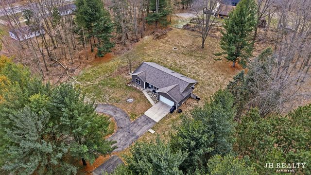 5803 84th Street Se, Caledonia Twp, MI 49316